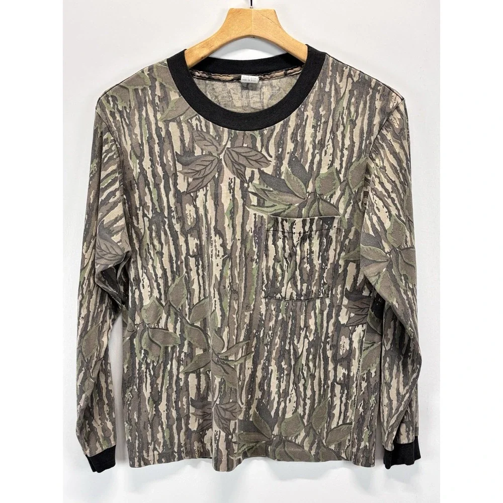 Vtg Unbranded Real tree Camo Tshirt Sz Medium Men's Long Sleeve Made In USA